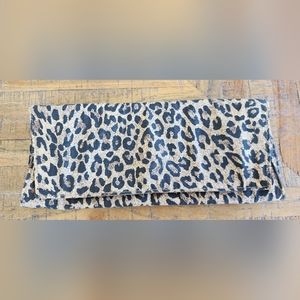 H&M leopard clutch